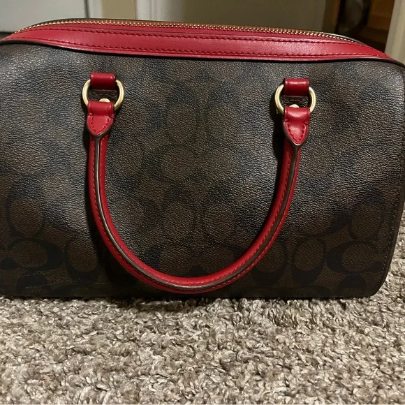 NWOT COACH RED ROWAN WITH STRAP in perfect condition with strap - Picture 5 of 10